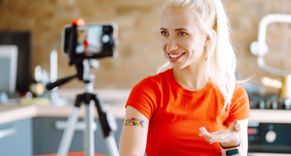 young-freelancer-woman-works-and-makes-notes-while-2025-03-09-03-59-46-utc